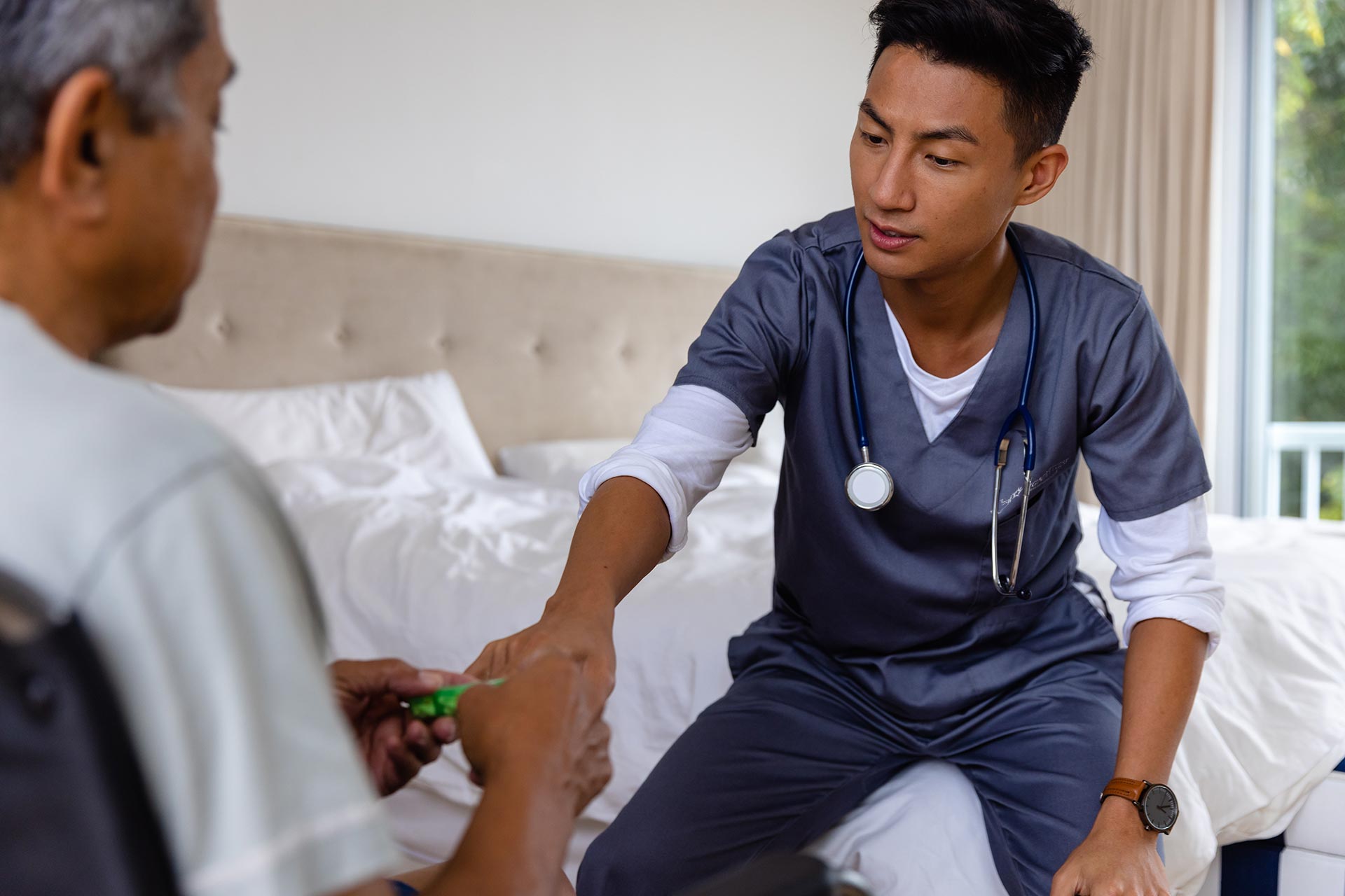 benefits of working in home health care