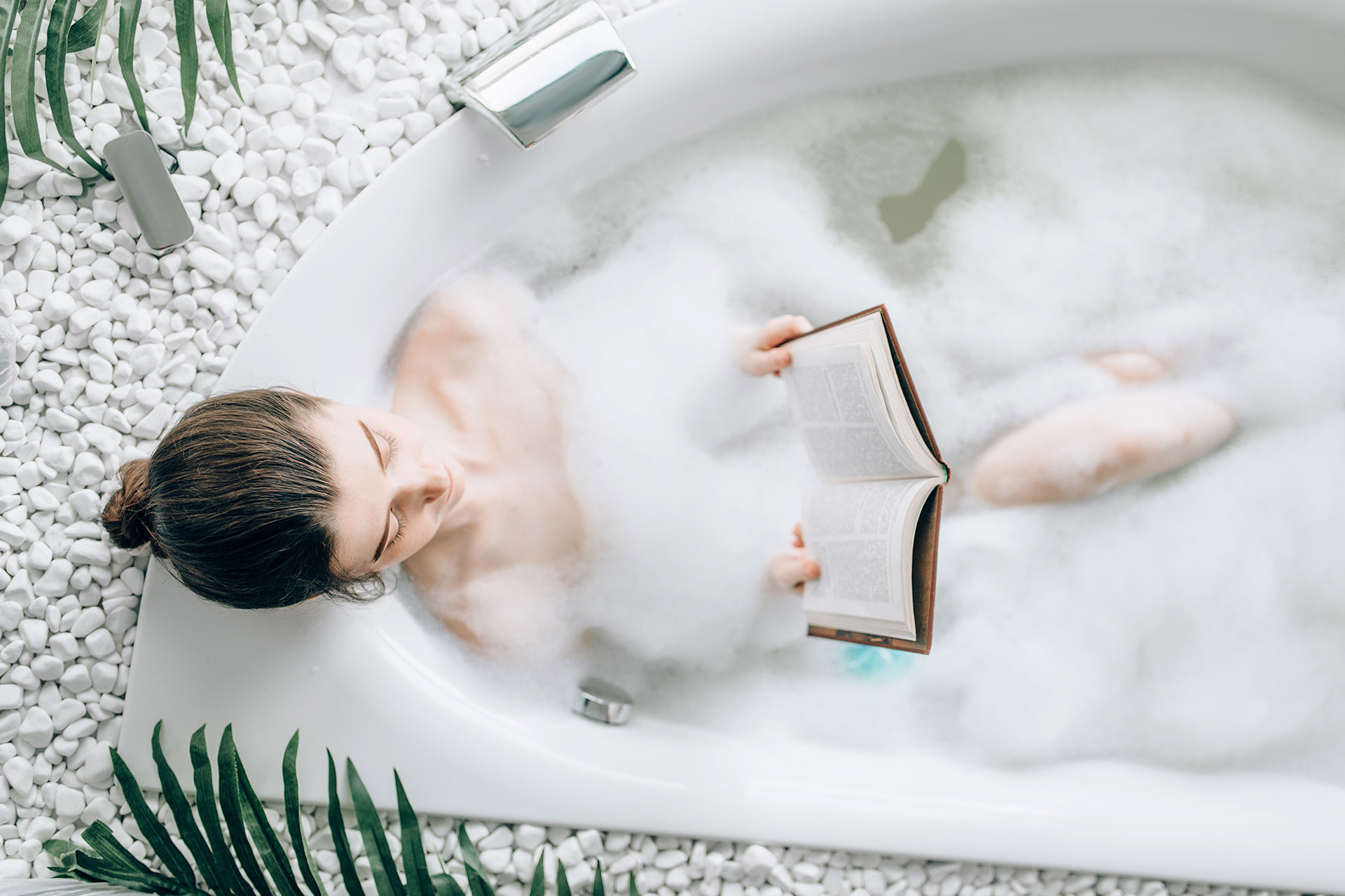 Hero-Bath-Book