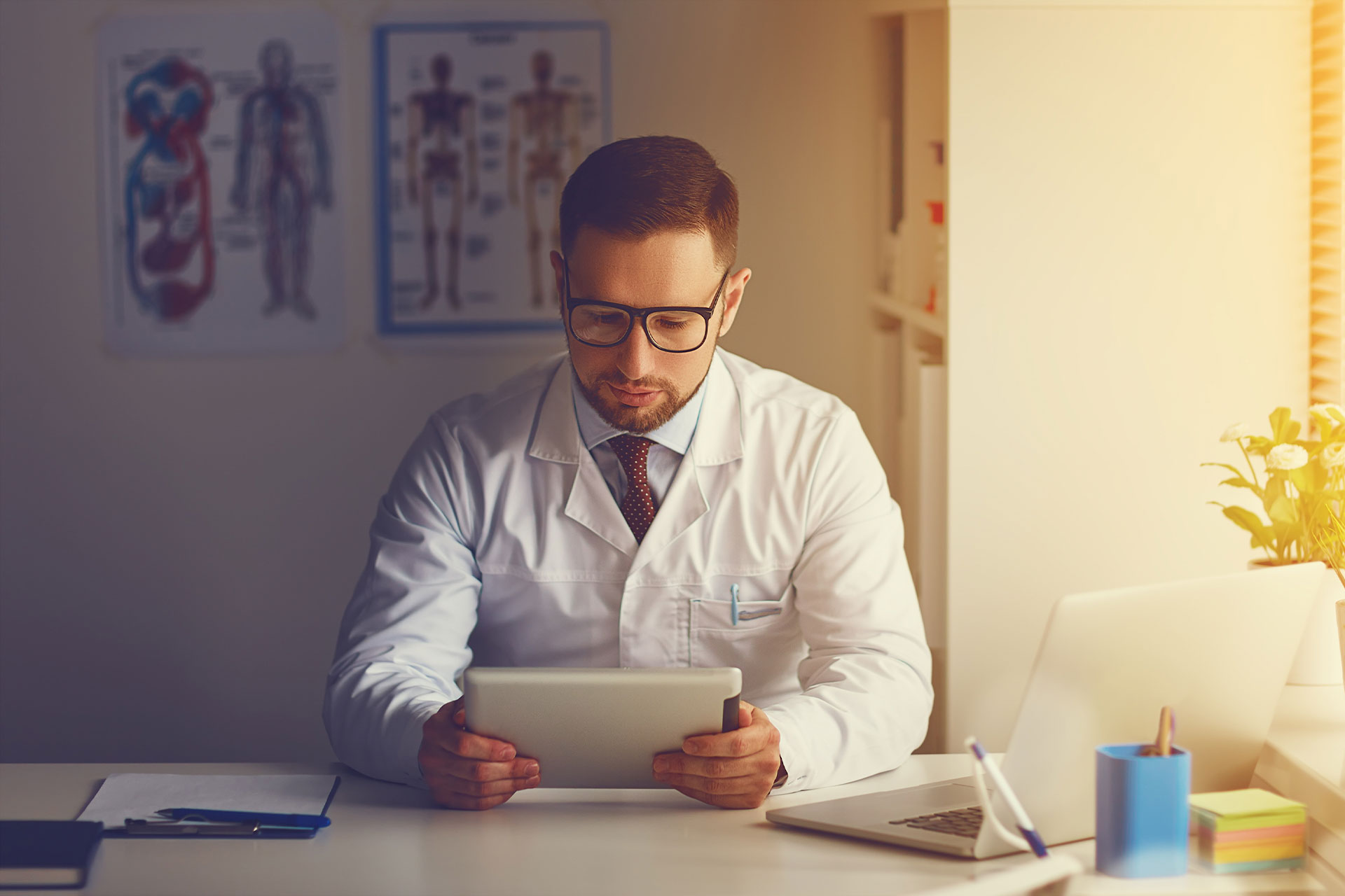 Hero-Doctor-Tablet-Computer