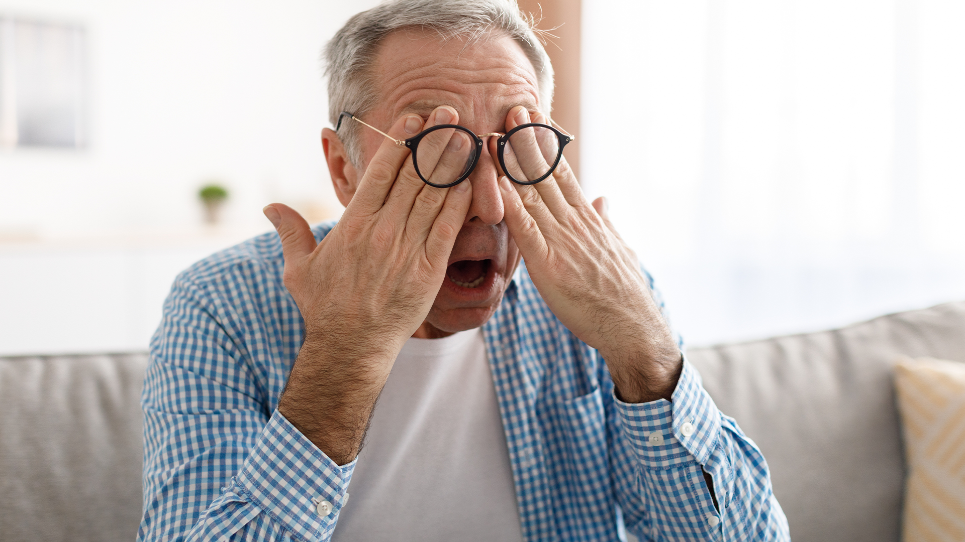 Hero-Dry-Eye Man with dry eyes