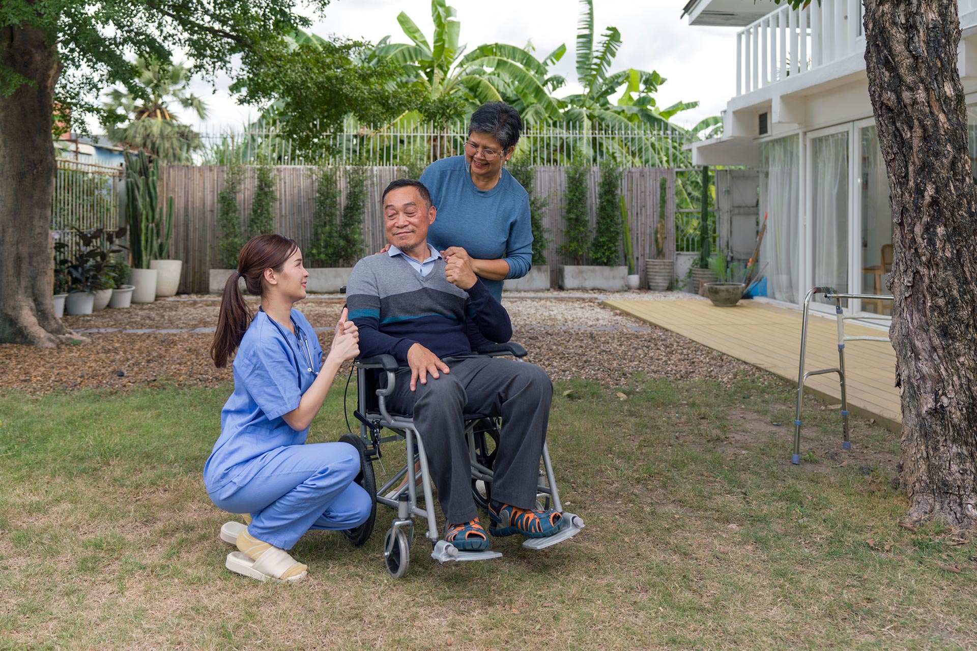 Hero-PT-Activity-Outside symptoms of spinal cord injury