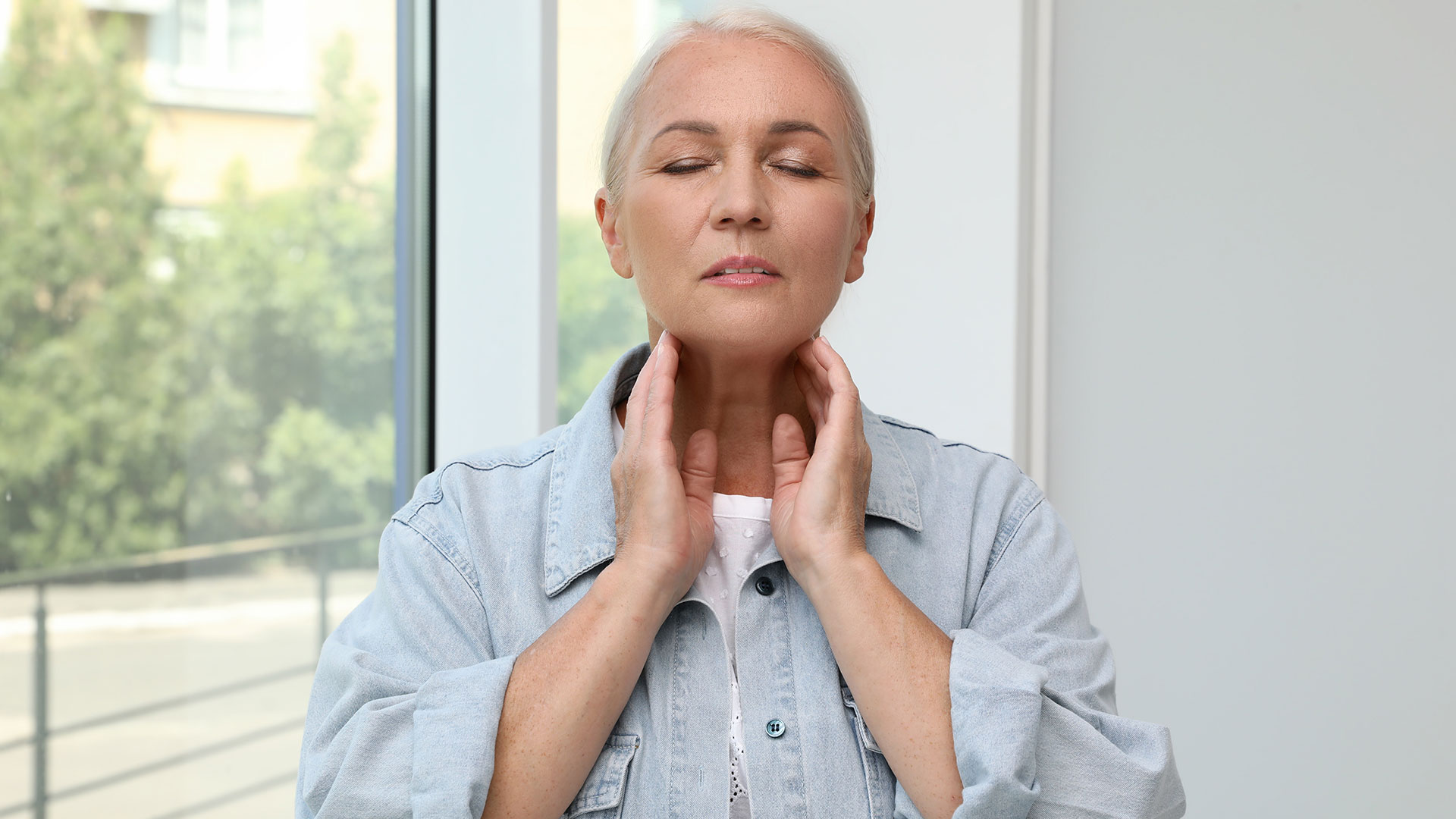 Hero-Self-Check-Thyroid self check thyroid exam