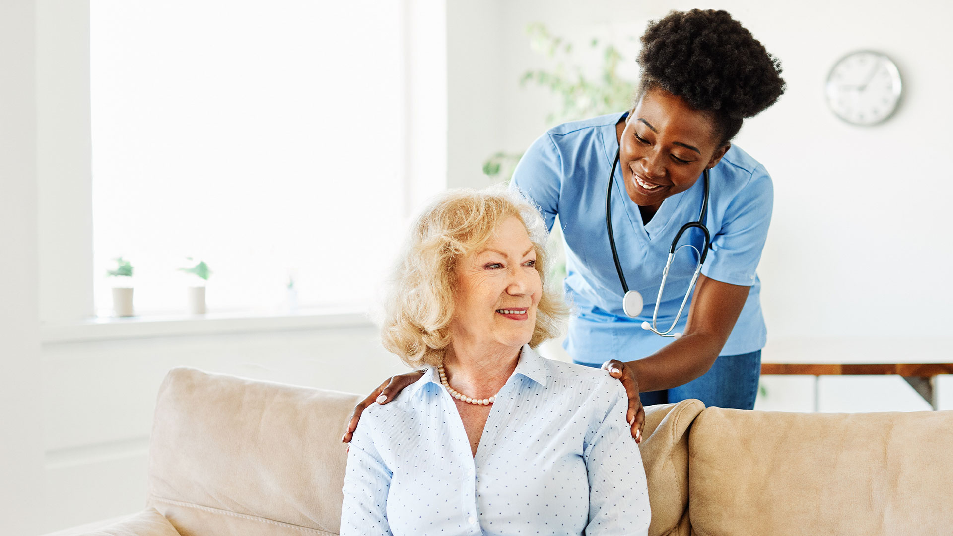 Hero-Women-Care woman having cervical pain
